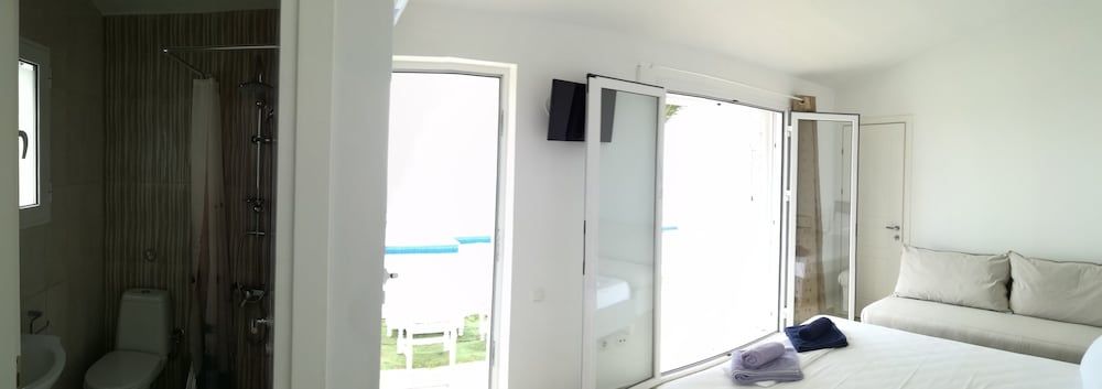 Infinity Blue Suites 2