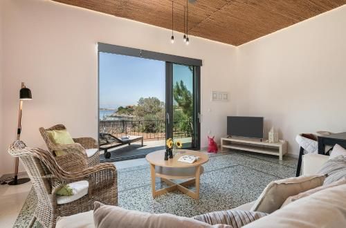 Myrtia Beach House 3