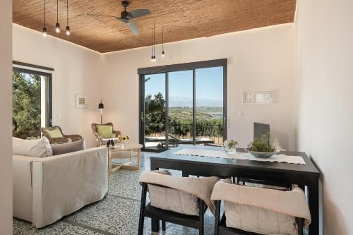Myrtia Beach House 2