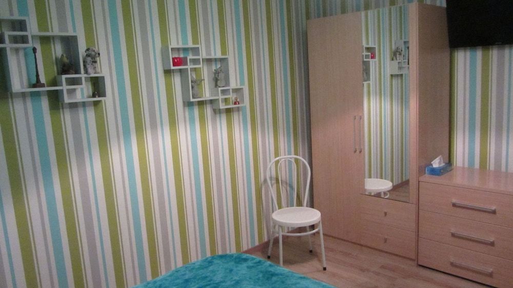 Chambre D'Hotes Les Glycines 3
