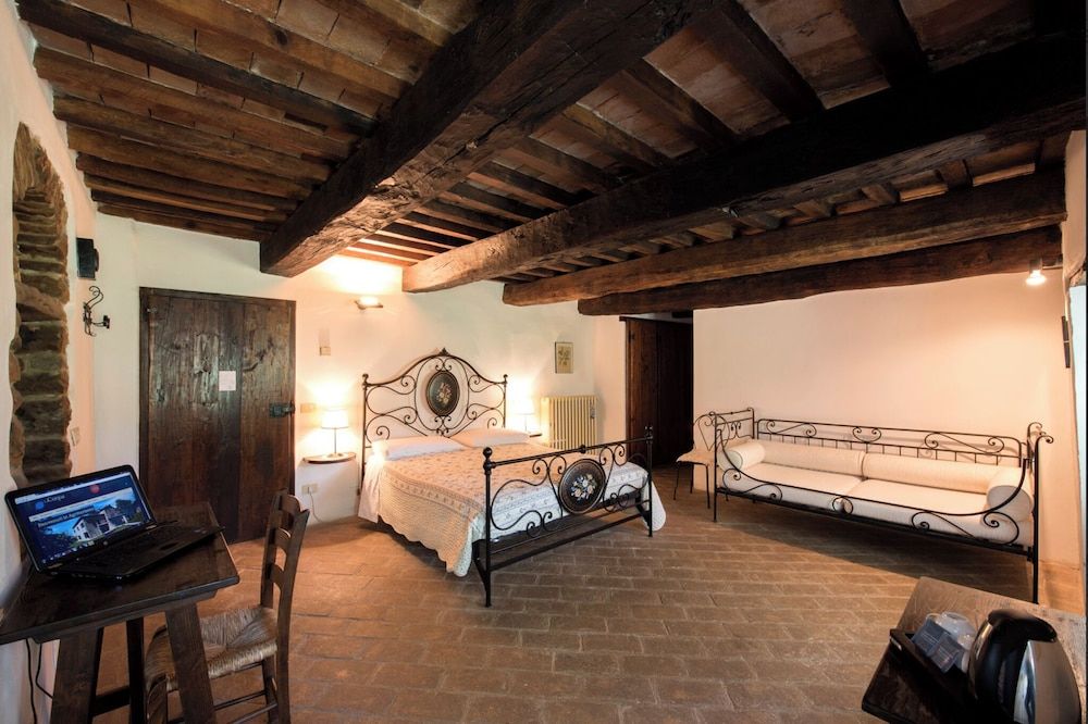 Bio Agriturismo La Cerqua 3