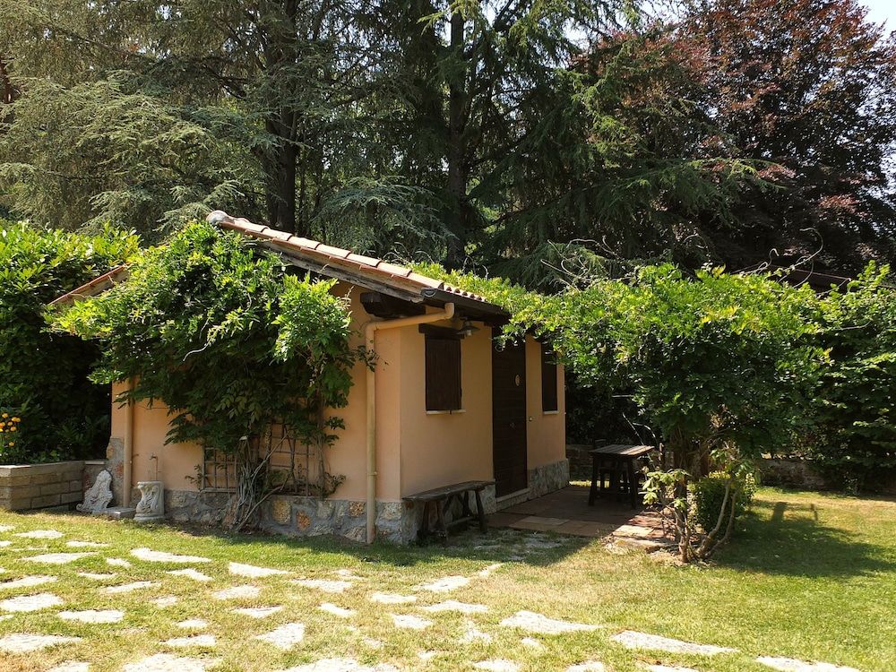 Nostra Signora del Lago -1 estrellas en Ronciglione