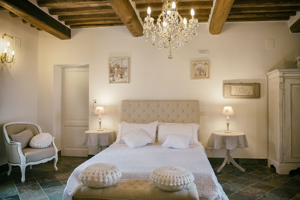 Tenuta Dei Mori 2