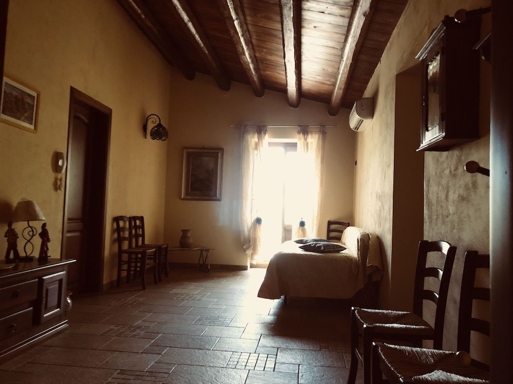 Agriturismo Ilardo -1 estrellas en Collesano