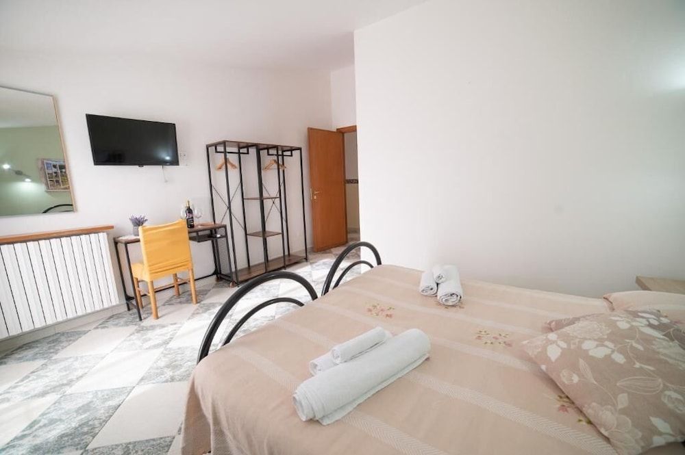 Bed&Breakfast Belvedere -1 estrellas en Ischitella
