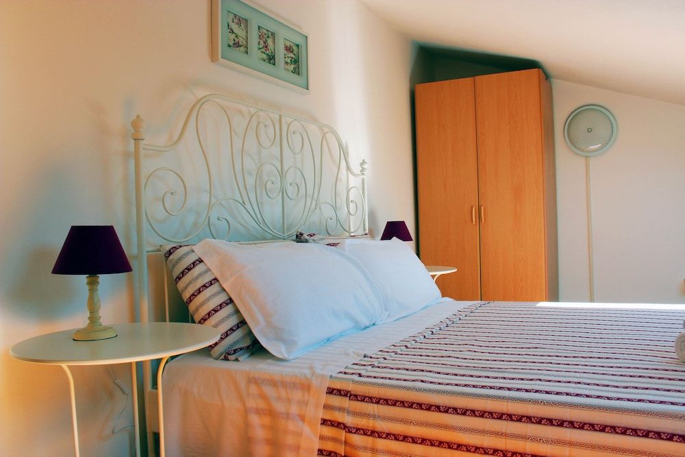 Villa Roma Bed and Breakfast 2