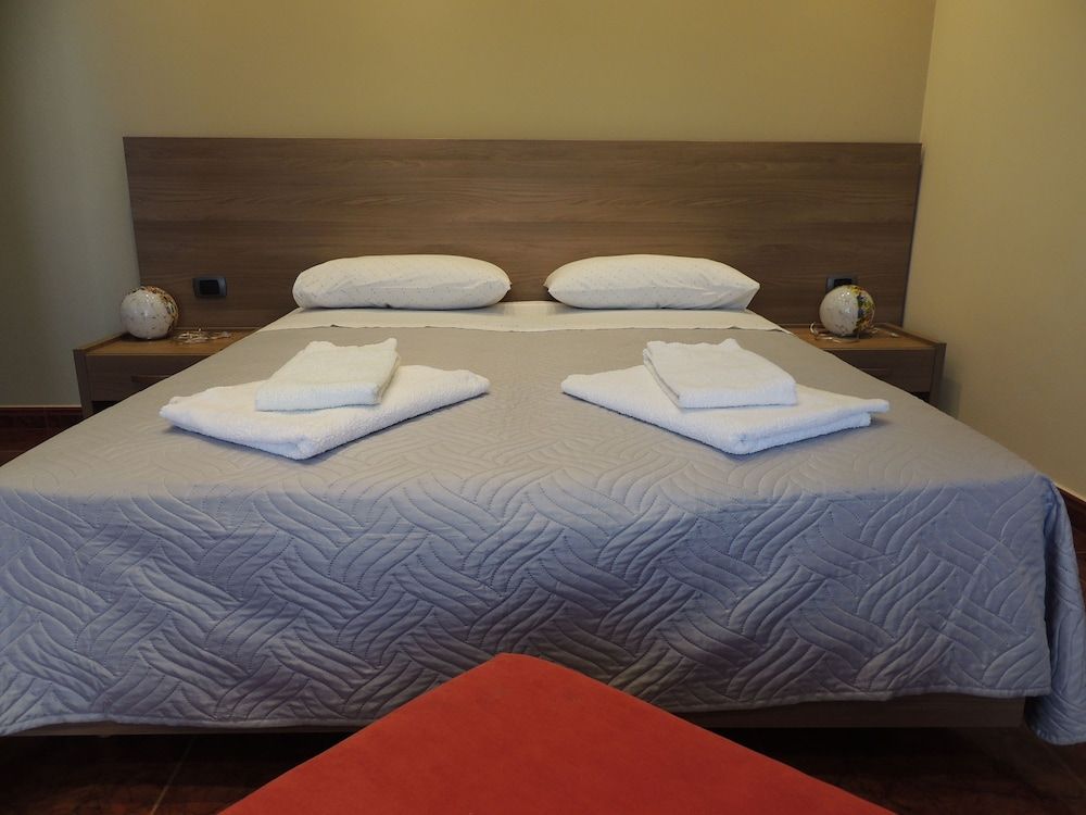 B&B A Due Passi Dal Mare -1 estrellas en Caulonia Marina