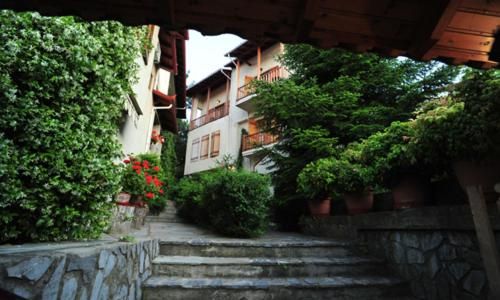 Guesthouse Papanikolaou 3 estrellas en Litochoro