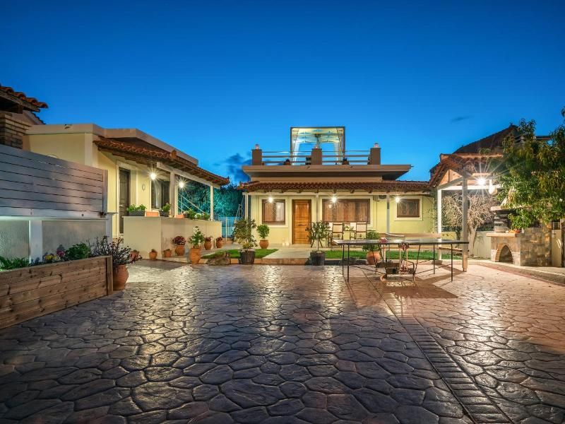 Fiorentinos Villa 3