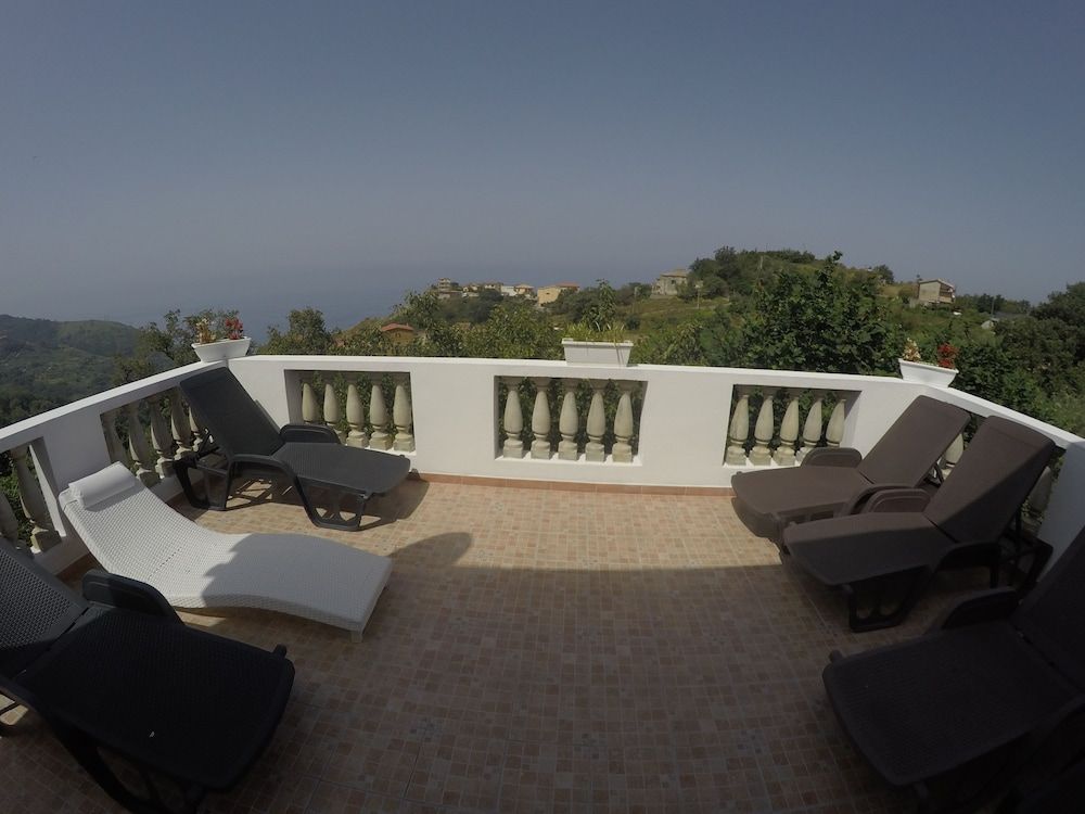 B&B Verzavò -1 estrellas en Cetraro