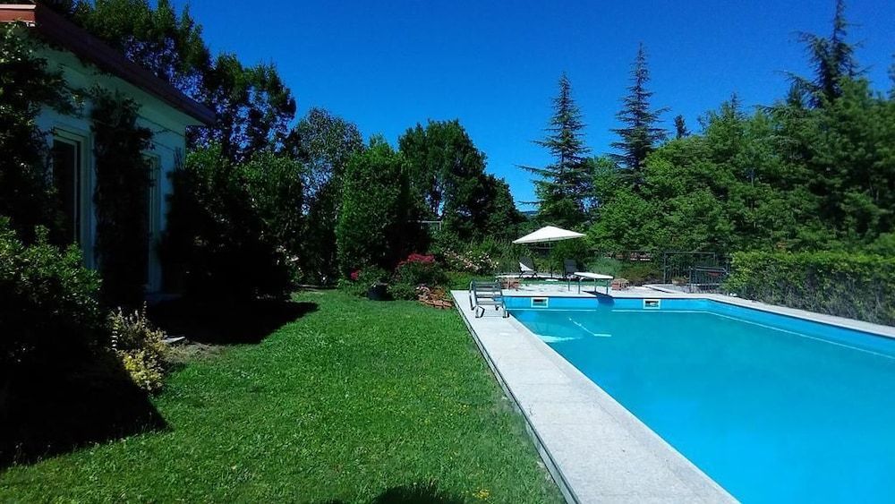Villa le Noci -1 estrellas en Bettola