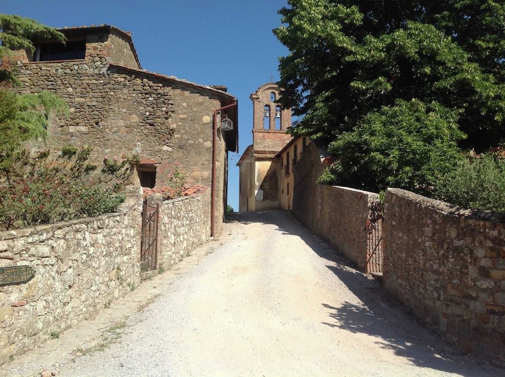 House in Tuscany Near Castello di Montozzi -1 estrellas en Pergine Valdarno