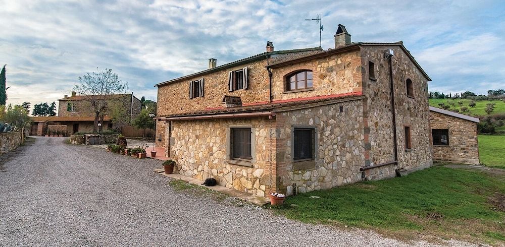 Agriturismo La Fontaccia -1 estrellas en Montiano