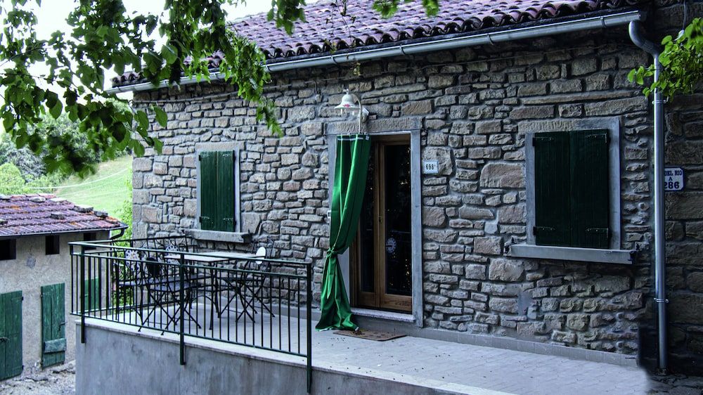 Agriturismo Il regno del marrone -1 estrellas en Castel del Rio