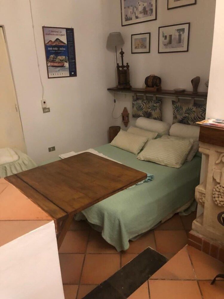 Villa Mariella Pittorino B&B 2