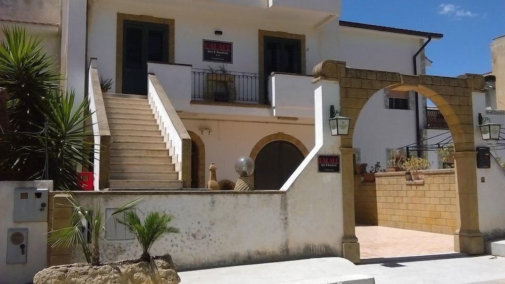 Palace Bed & Breakfast -1 estrellas en Salaparuta