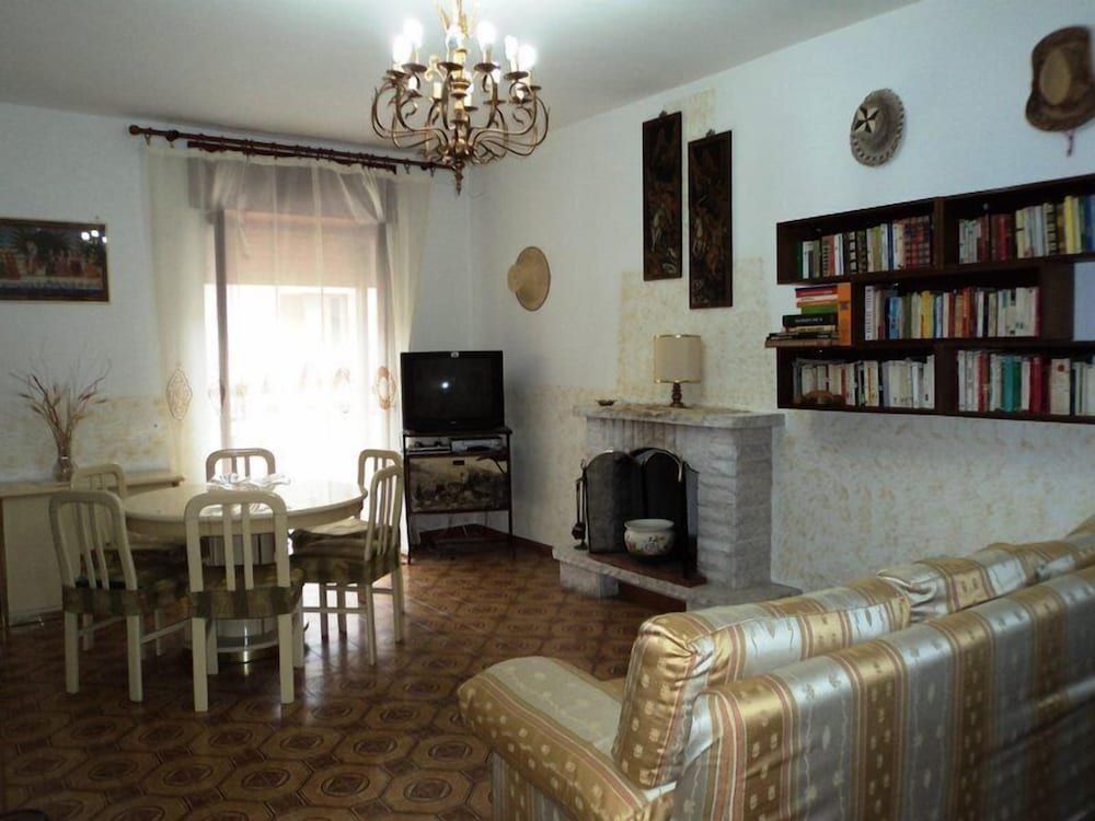 B&B Valente -1 estrellas en Centola