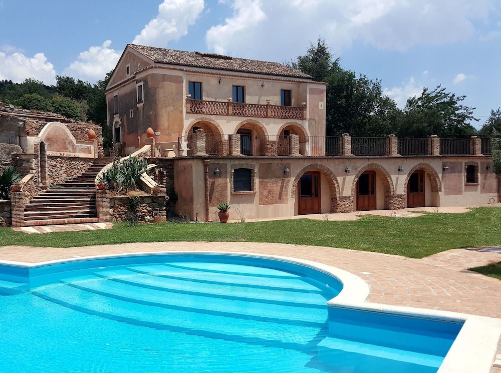 Agriturismo Fonte di Maroglio -1 estrellas en Castrovillari