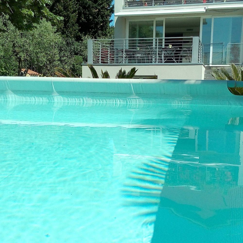 Relais Villa Lezard -1 estrellas en Colà di Lazise