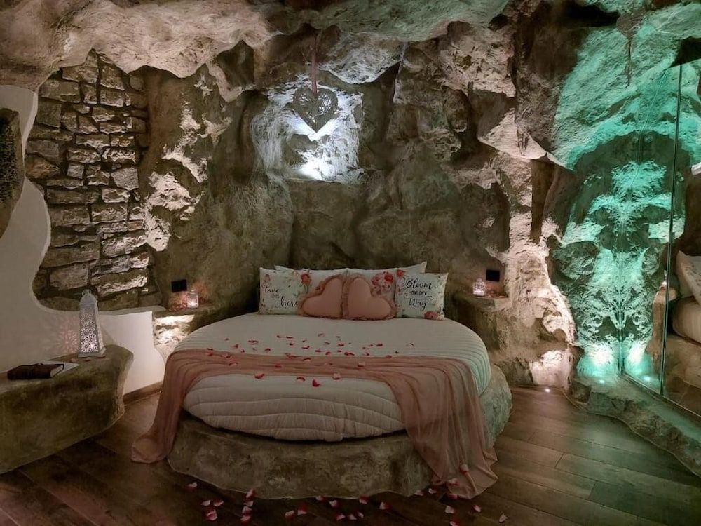 La Casa nella Roccia 3