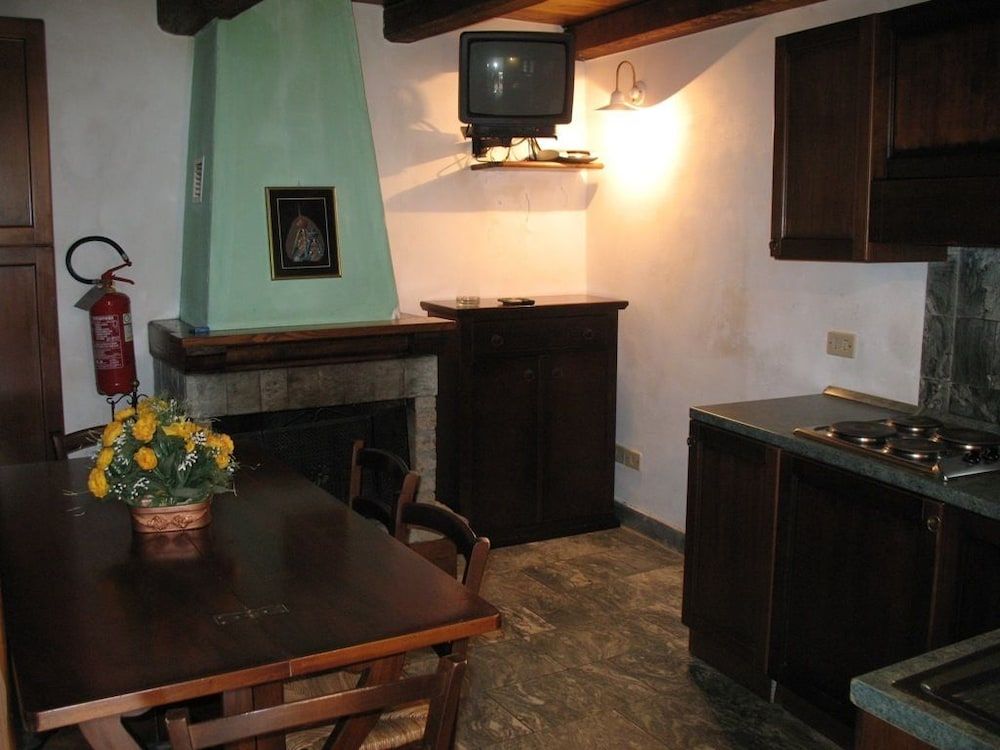 Antico Borgo Isola Santa 2
