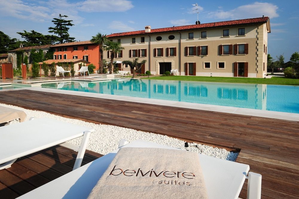 Belvivere Suites -1 estrelas em Sona