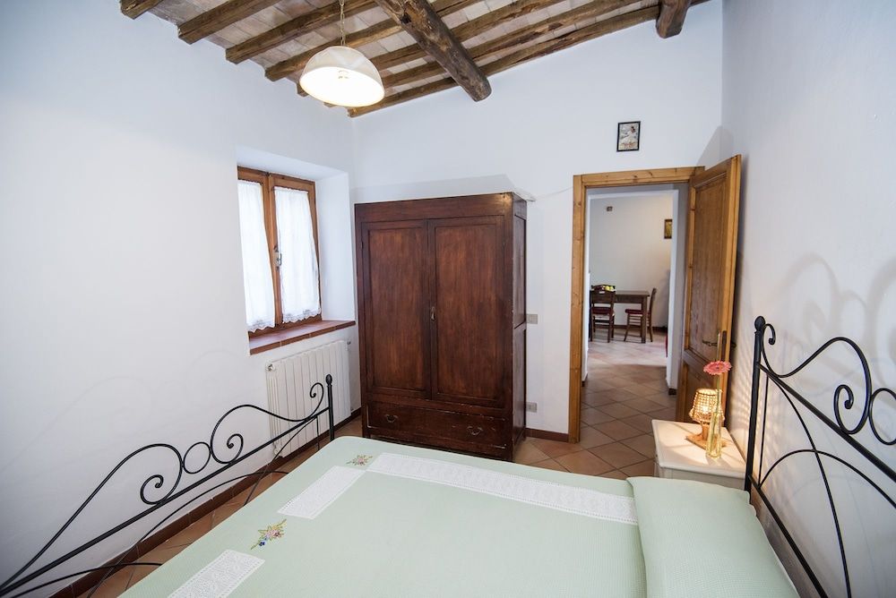 Agriturismo Casale Le Crete 3