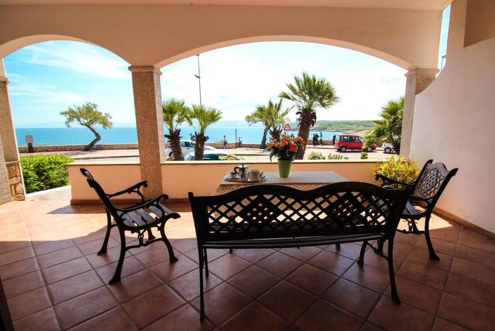 L Ancora Blu Apartment -1 étoiles à Porto Torres