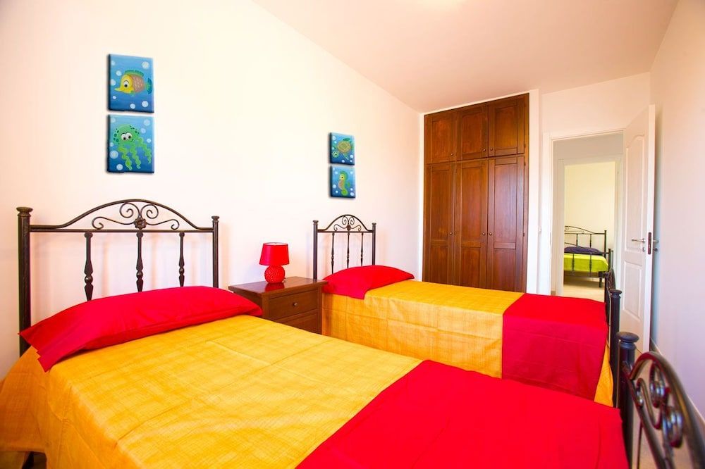 Residence Magic Sea Vacation Torre Pali 3