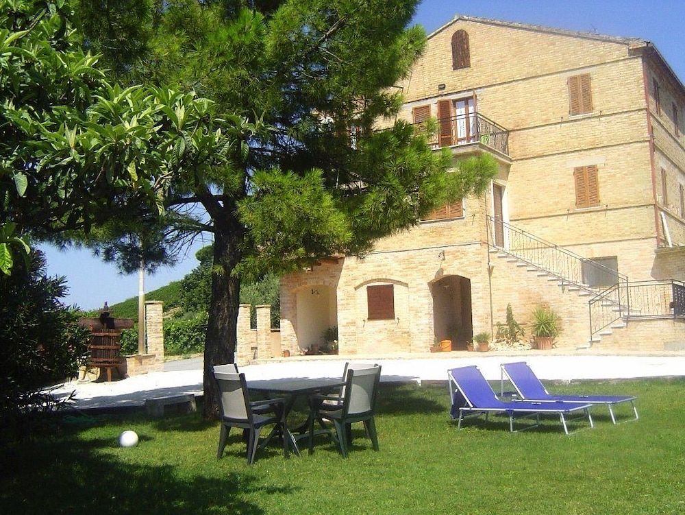 Agriturismo Galanti -1 estrellas en Cossignano