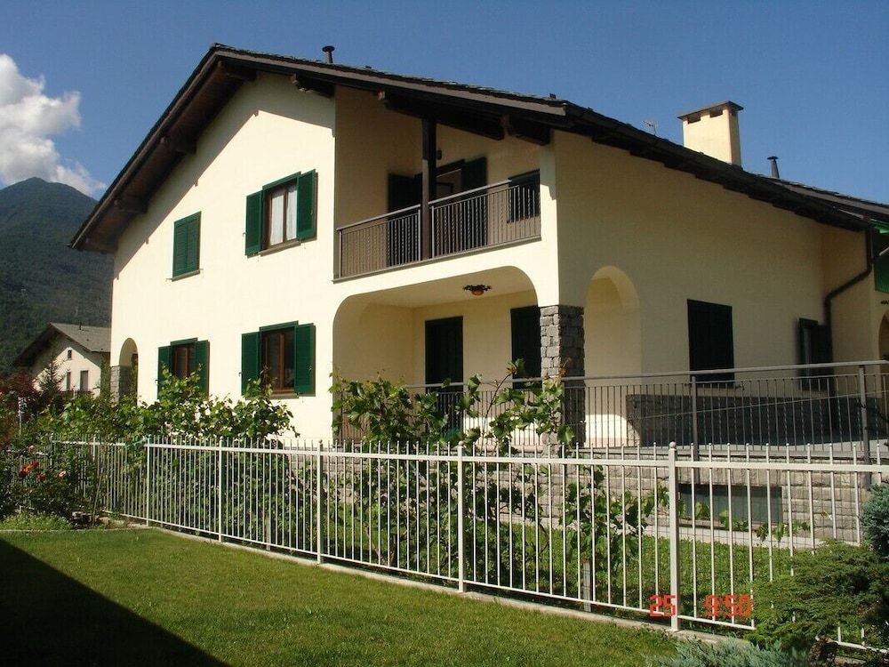 B&B Carunei -1 estrellas en Poggiridenti