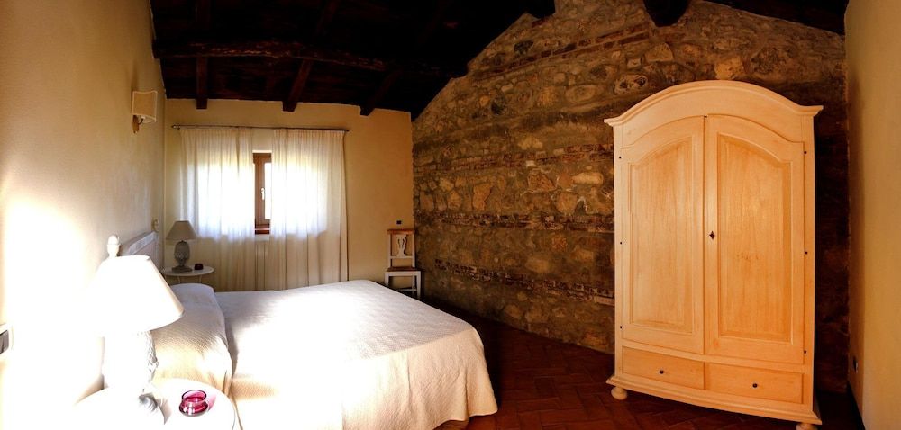 Borgo Serafino 2