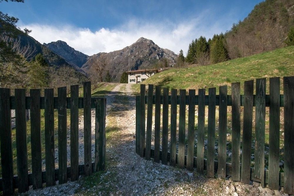 Agriturismo Borgo Titol -1 étoiles à Tramonti di Sopra