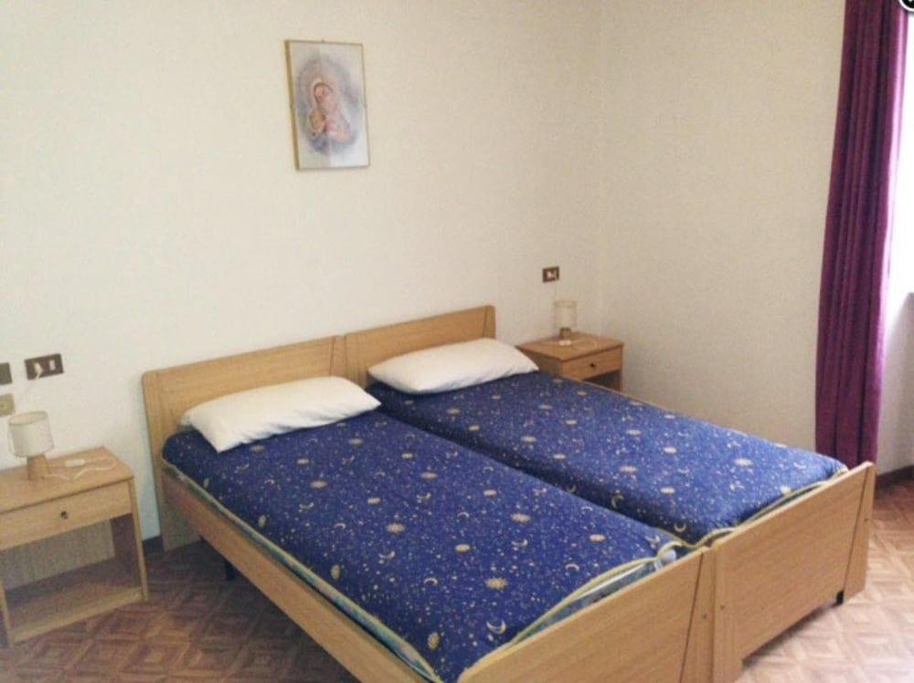 La Villa Dei Fiori 3