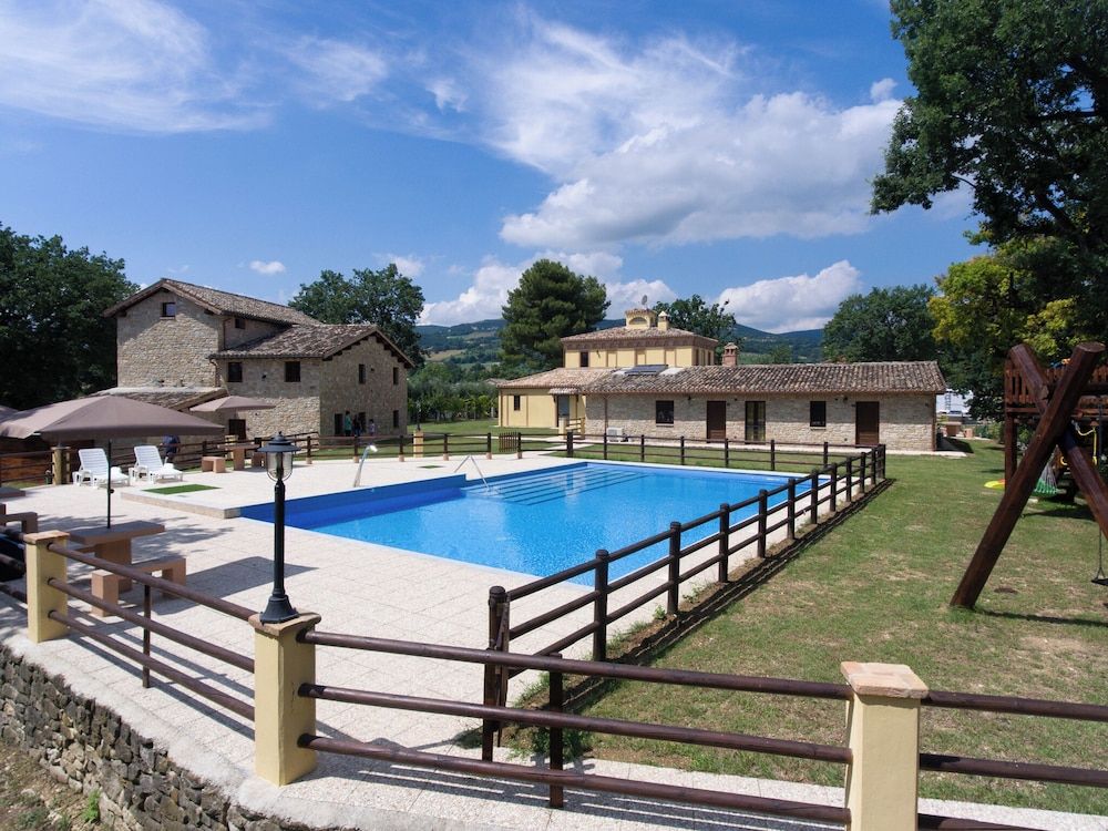 Borgo Pratole Country House -1 estrellas en Cingoli