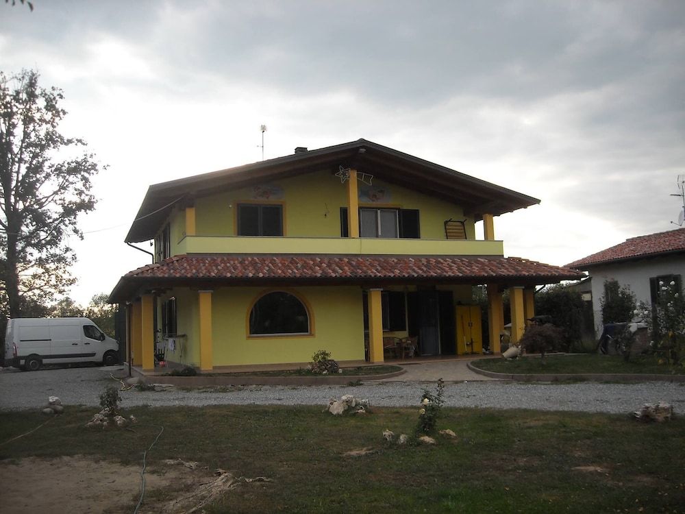 Gli Angeli B&B -1 estrellas en Candelo