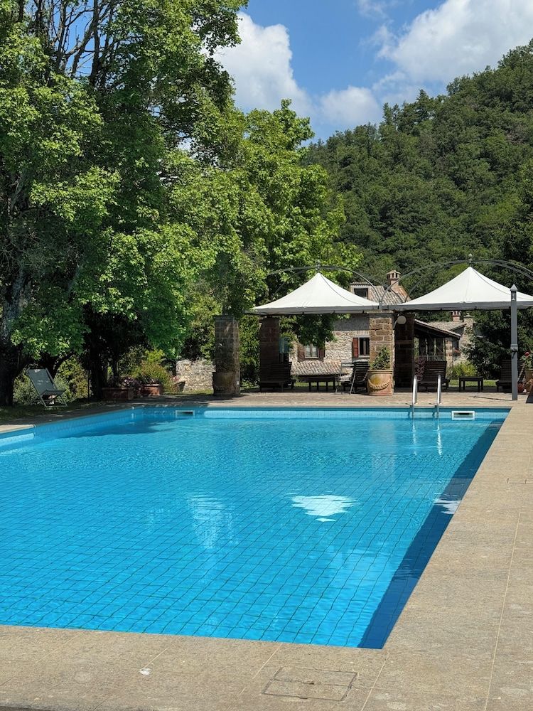 Borgo La Ferriera -1 estrellas en Celleno