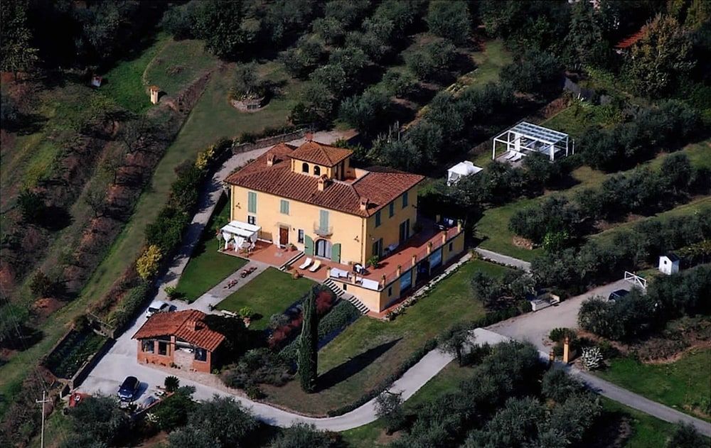 Il Campano -1 estrellas en Collodi