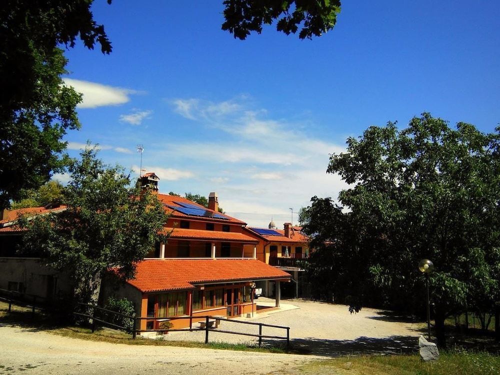 Agriturismo Radovic -1 estrellas en Aurisina