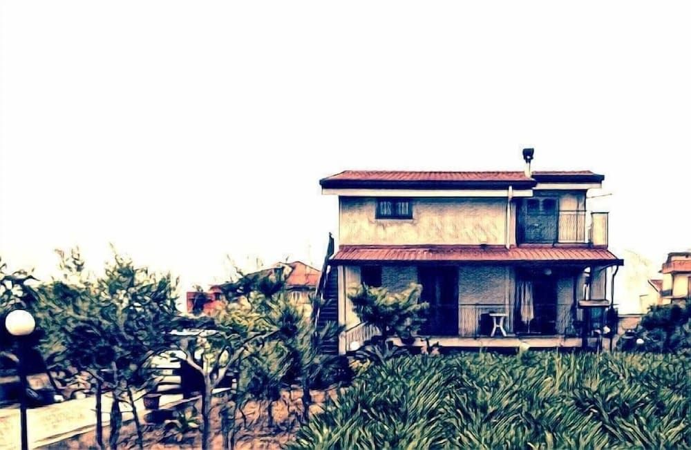 La Maison Di Sara -1 estrellas en Santa Maria La Carità