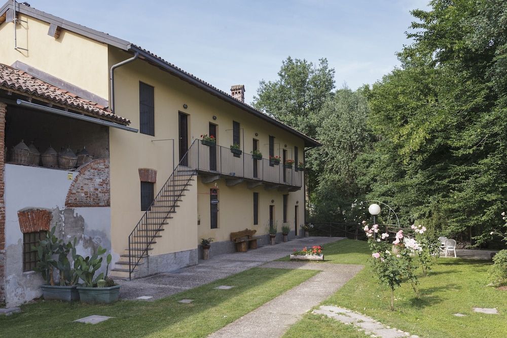 Agriturismo Cascina Scanna -1 estrellas en Cisliano