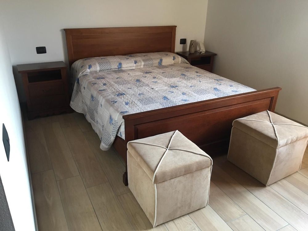 B&B La Madonnina Chalet -1 estrellas en Casteggio