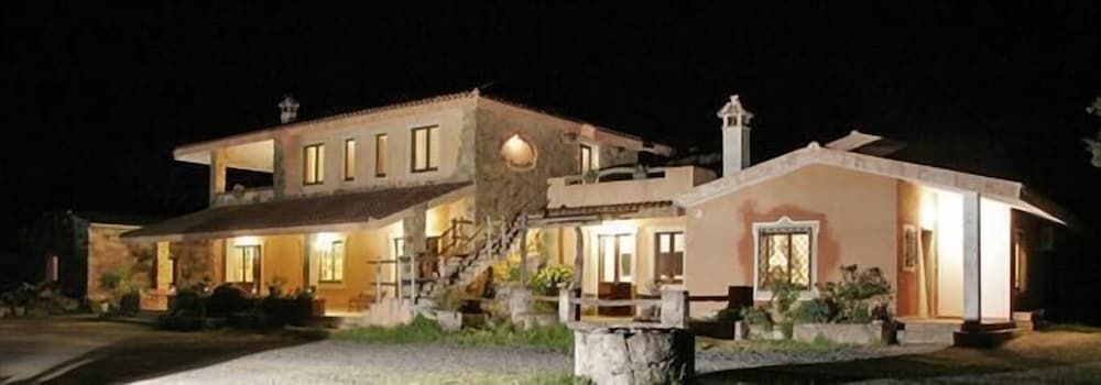 Sa Tanchitta -1 étoiles à Ulà Tirso