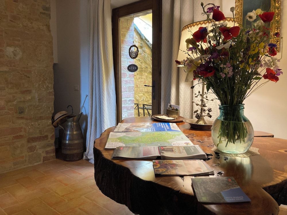 Podere La Paolina - Ristorante & Residenza di Charme 2