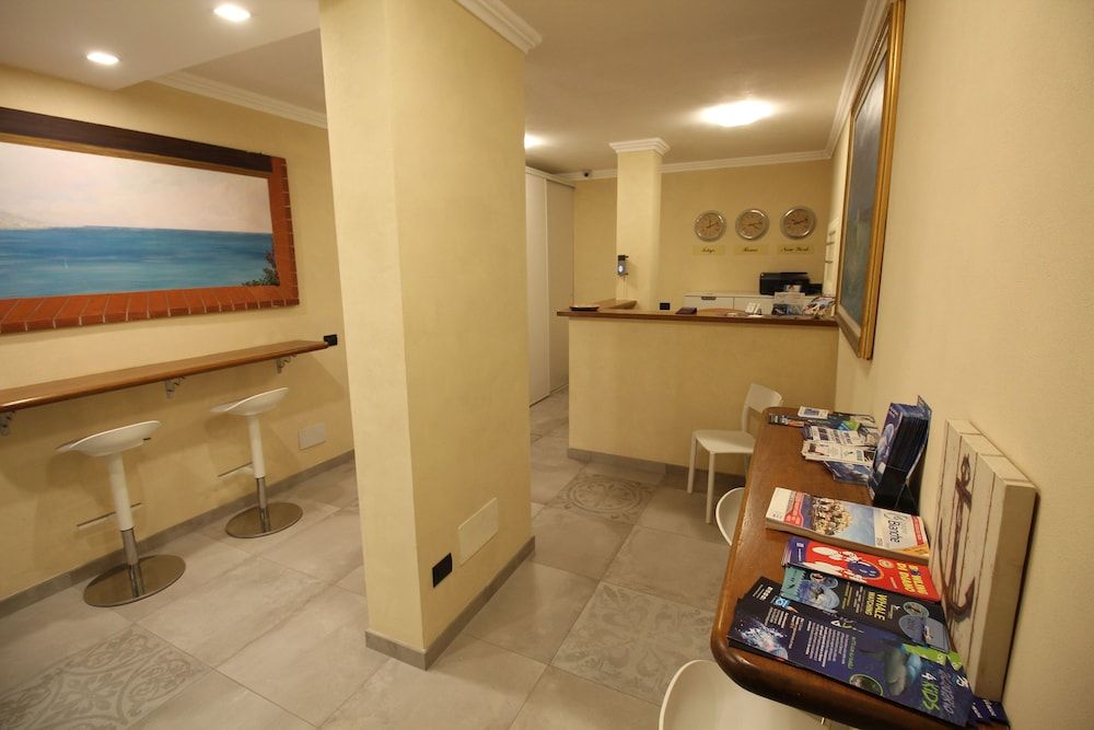 Residence del Prado 2