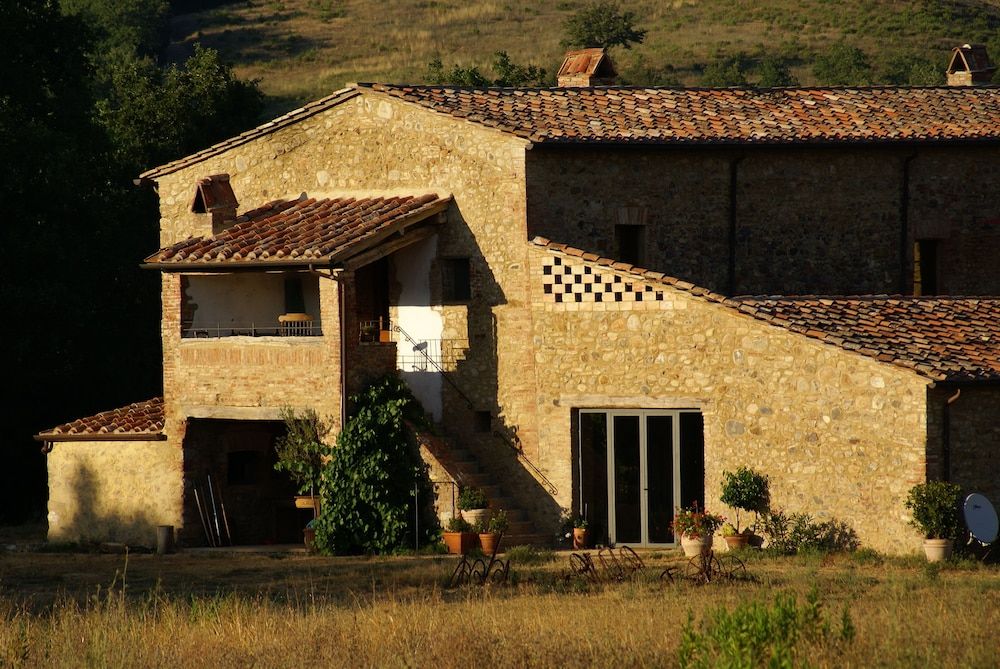 Agriturismo Il Casalino -1 estrellas en Pari