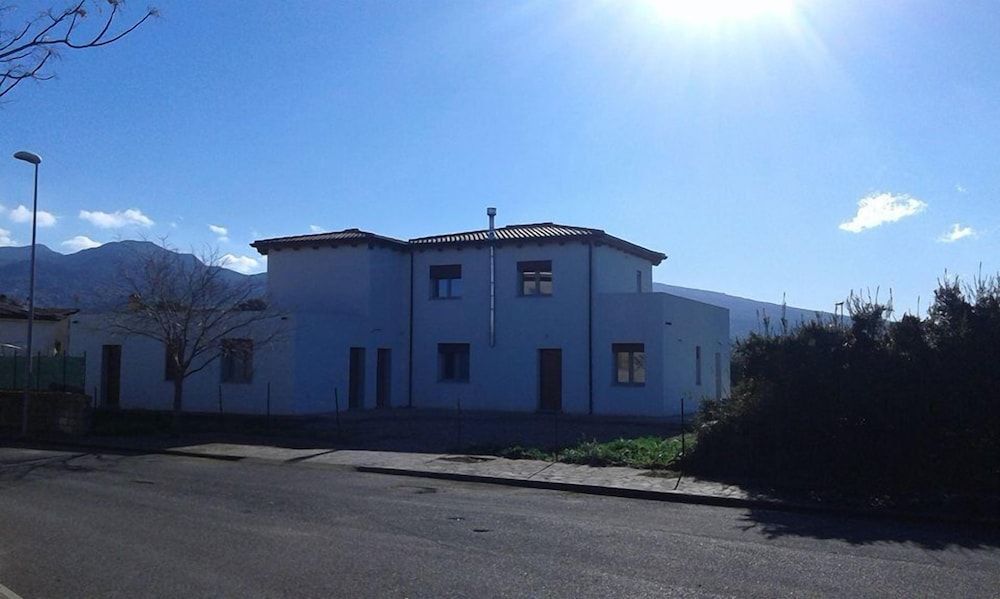 Alma bed & breakfast -1 estrelas em Sennariolo