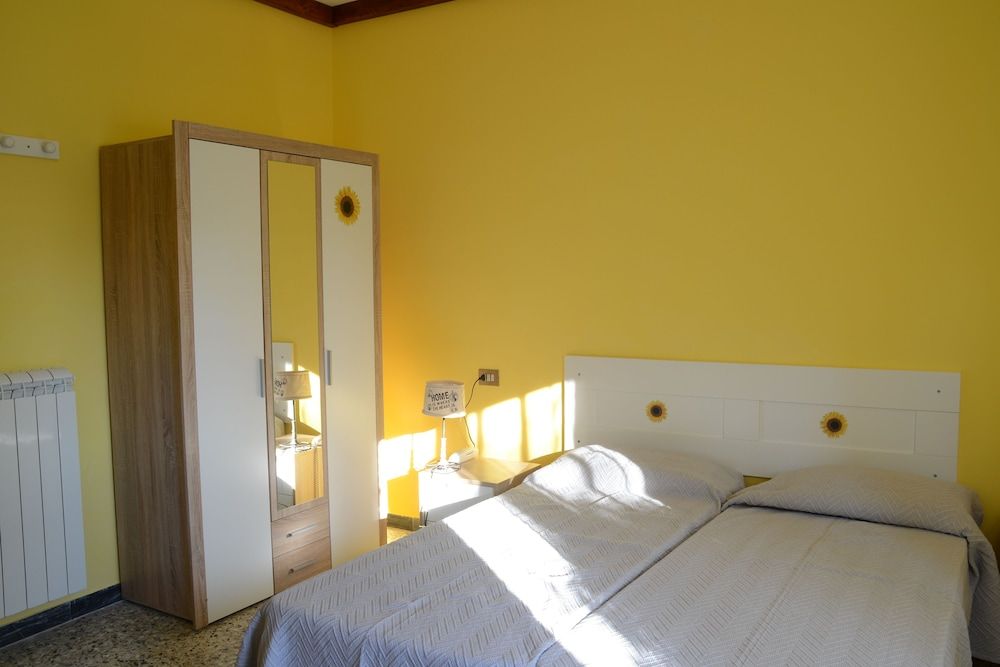 A1-GIRASOLE BED AND BREAKFAST -1 estrellas en Castelnuovo di Porto