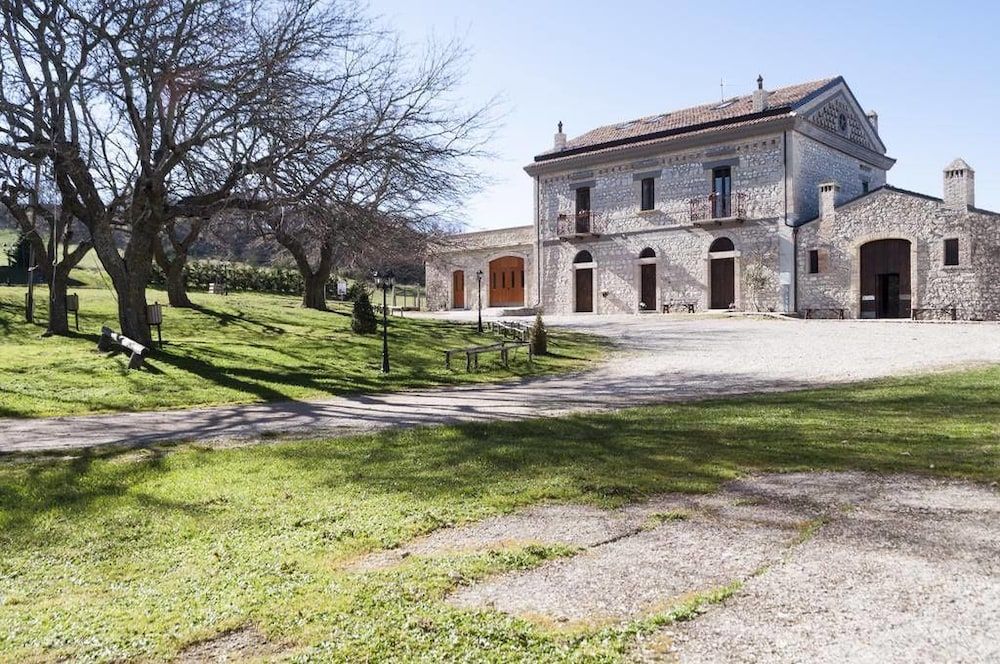 Masseria Salecchia -1 estrellas en Bovino
