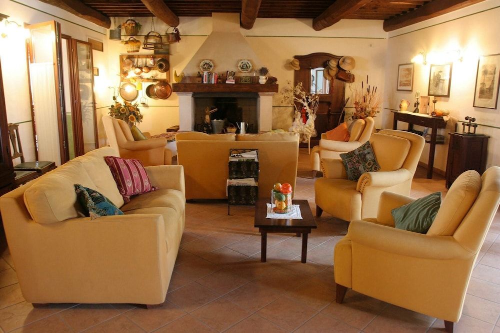 Agriturismo Giuncola e Granaiolo 2